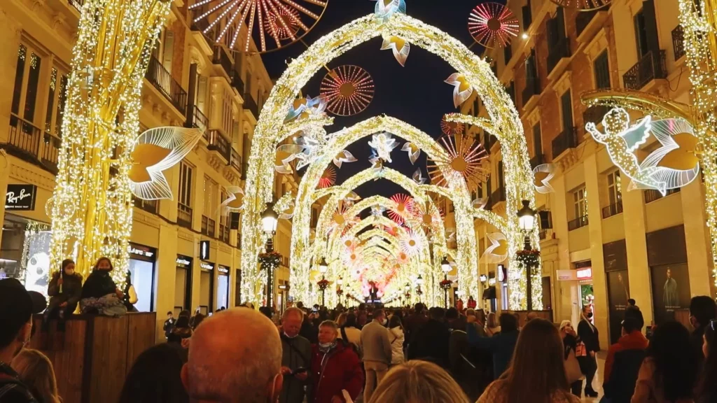 Christmas in Malaga - elaborate light show and decorations