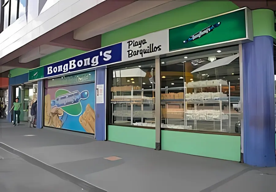 BongBong’s Pasalubong Center in Bacolod City, a top destination for pasalubong sweets like piaya and barquillos, with locations nationwide.