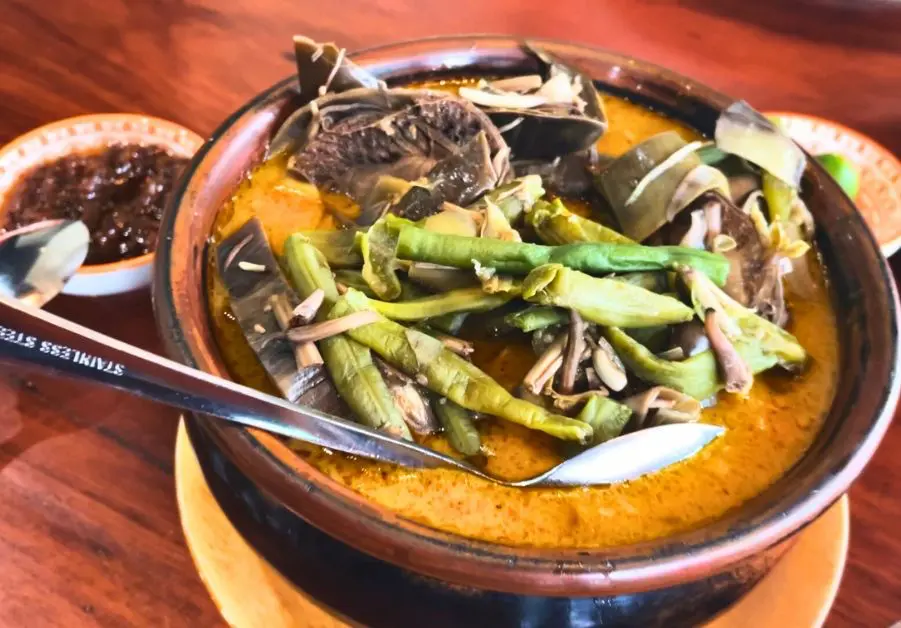 Little Quiapo’s beef kare kare with vegetables and bagoong on the side