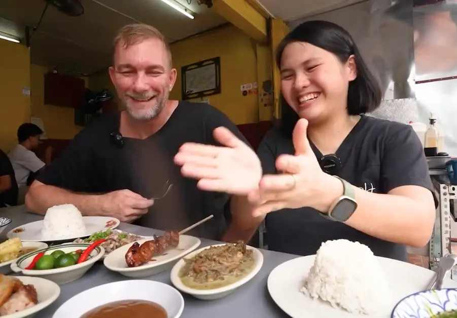 Cheap Eats in Quezon City: Affordable Restaurants and Meals Geoff and Khee dining at Morning Sun Eatery in Project 4, Quezon City. Know for Ilocano food.
