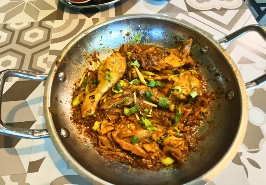 Khandan Kapitolyo: Unbeatable Pakistani Food in Pasig Chicken karahi cooked with tomatoes, garlic, and chilies at Khandan Kapitolyo