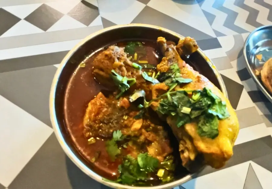 Khandan Kapitolyo: Unbeatable Pakistani Food in Pasig Pakistani chicken korma in creamy curry sauce with paratha in Kapitolyo